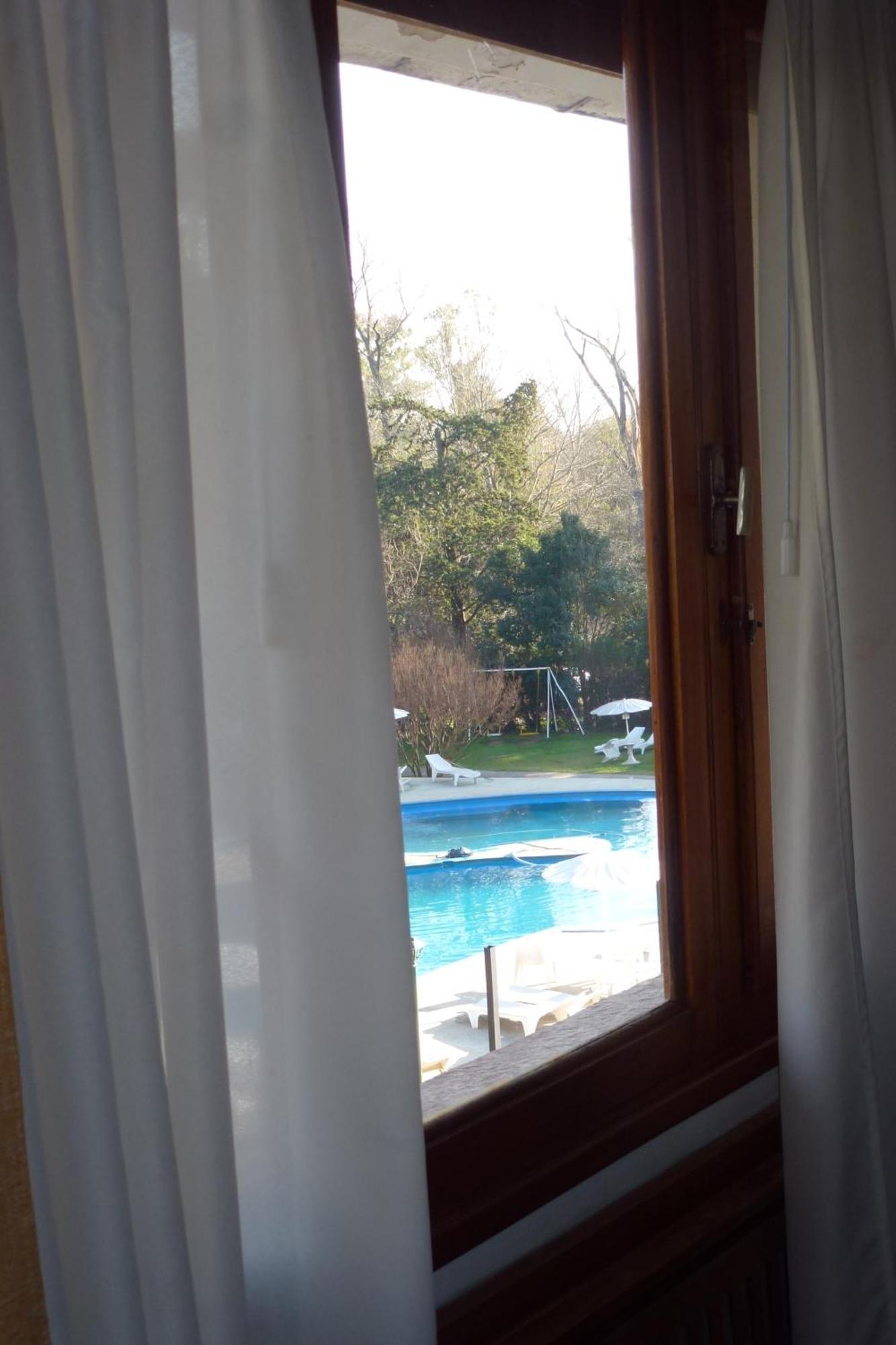Hotel Edelweiss Villa General Belgrano Szoba fotó