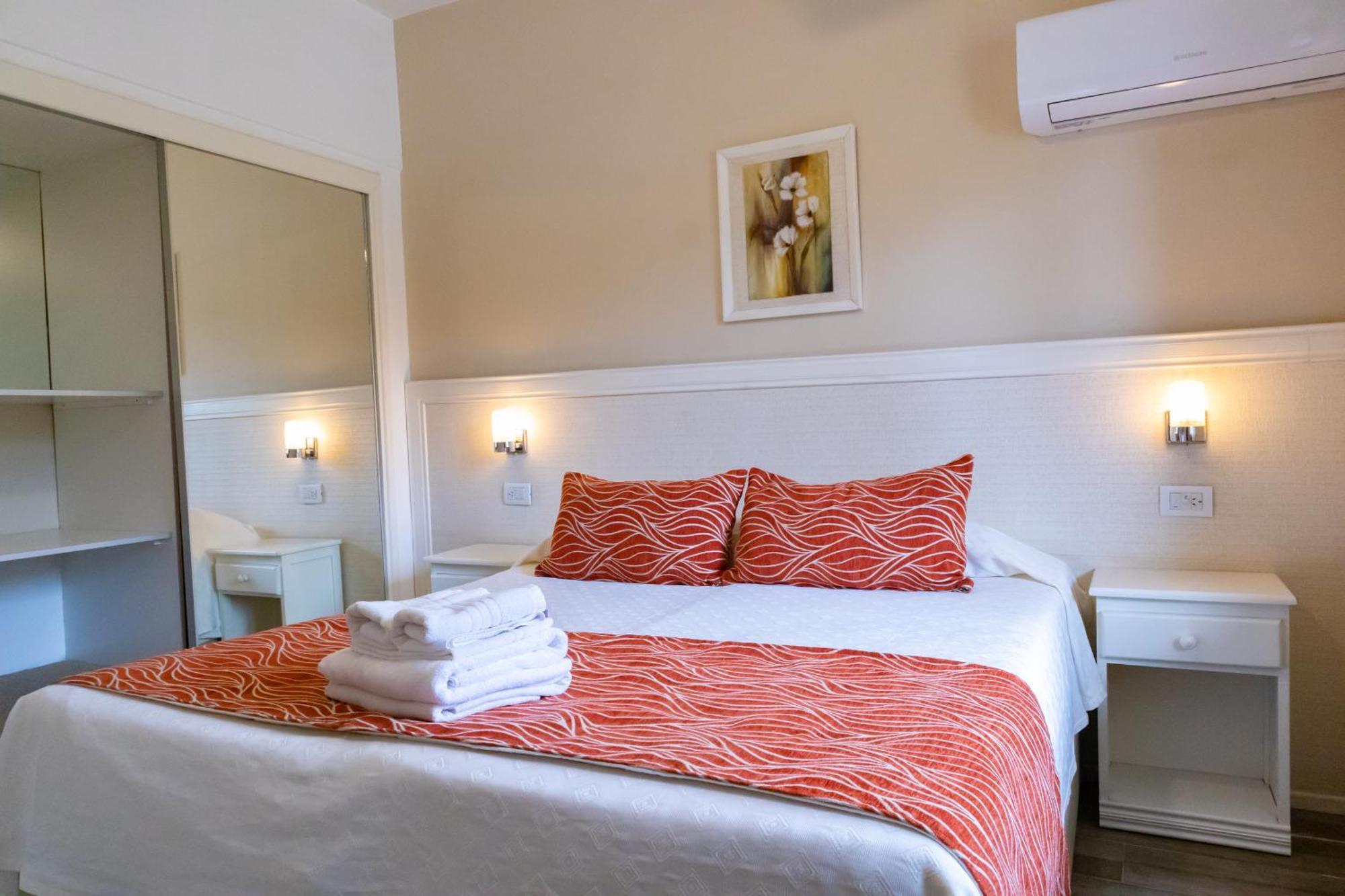 Hotel Edelweiss Villa General Belgrano Kültér fotó
